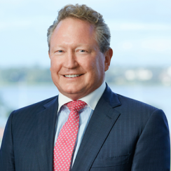Photo portrait of Dr Andrew Forrest